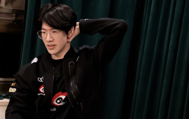 他不仅在进 他不仅在进