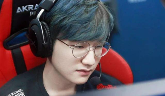 头不仅是走 头不仅是走